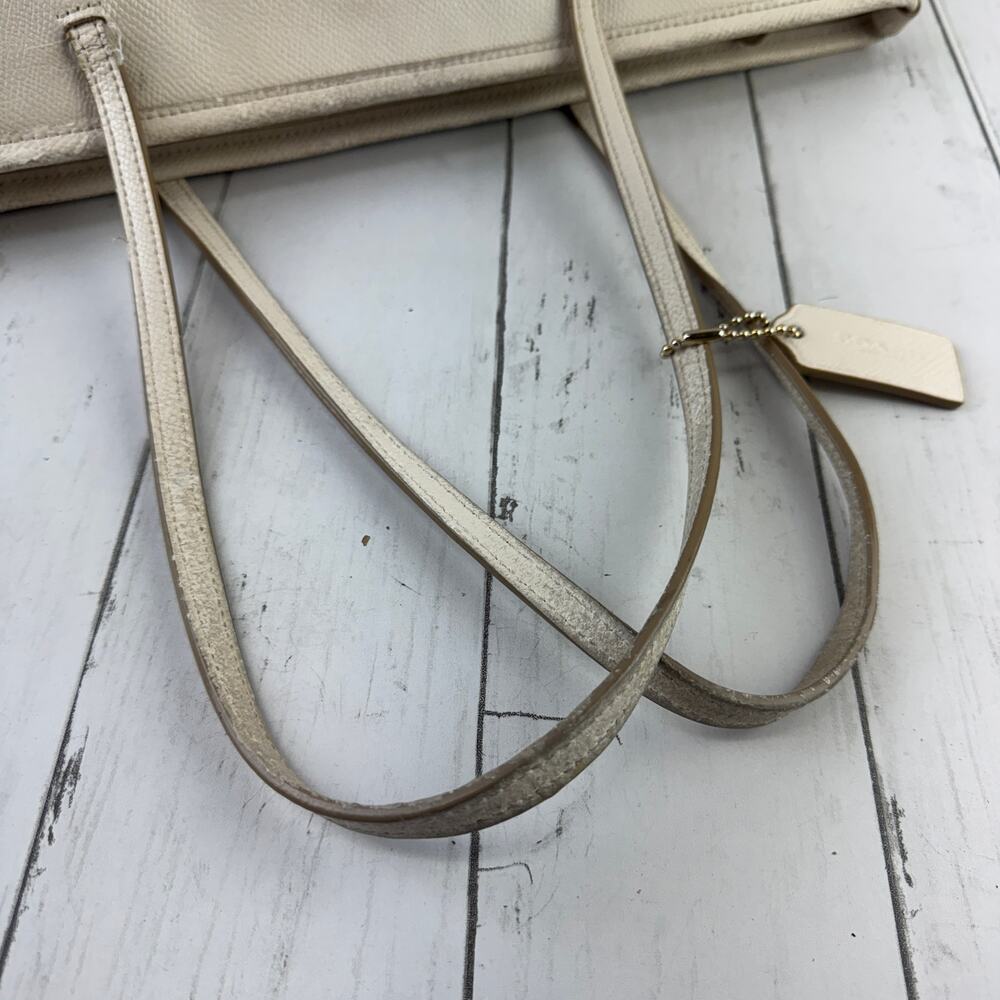 Coach Chalk Ivory Crossgrain Leather Street Zip Tote Shoulder Bag Top-Zip Purse - Picture 7 of 16